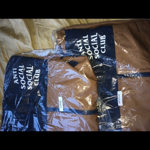 AntiSocial Social Club windbreaker - Picture 3 of 5